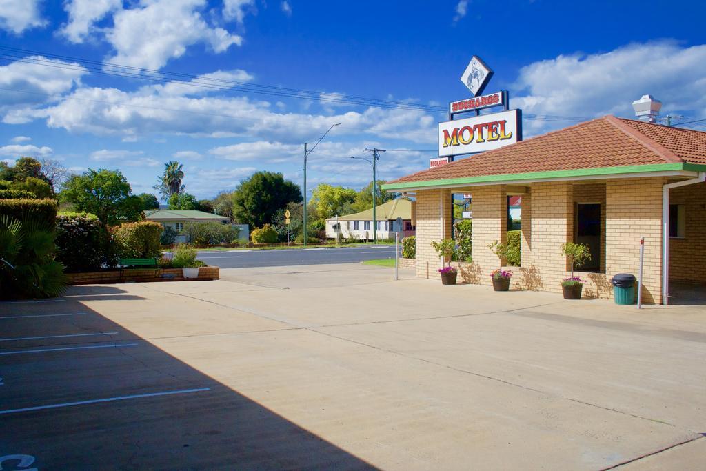 Buckaroo Motor Inn วอริก ภายนอก รูปภาพ